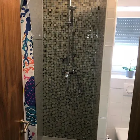 Gavran Apartman *